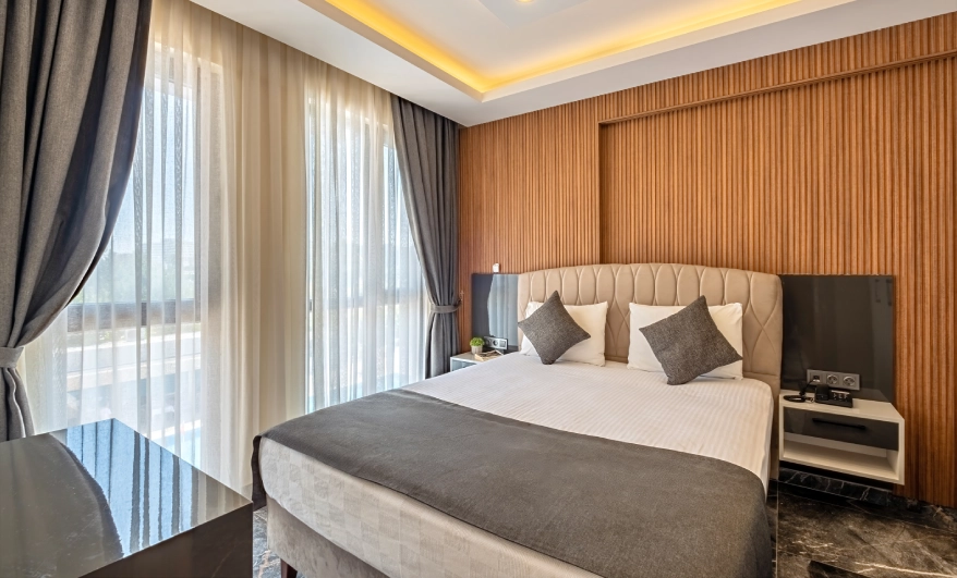 Laristone Suite Spa Hotel Standart Havuz Manzaralı Oda