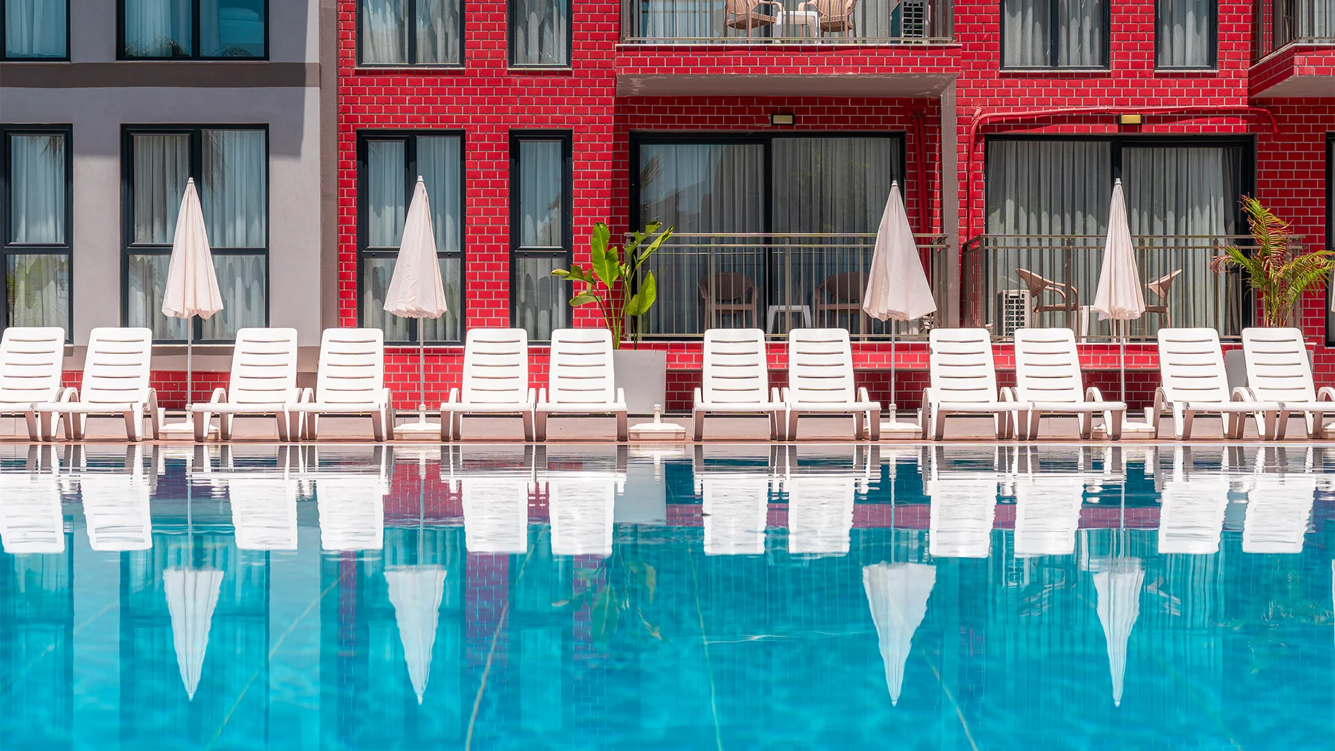 Laristone Suite Spa Hotel